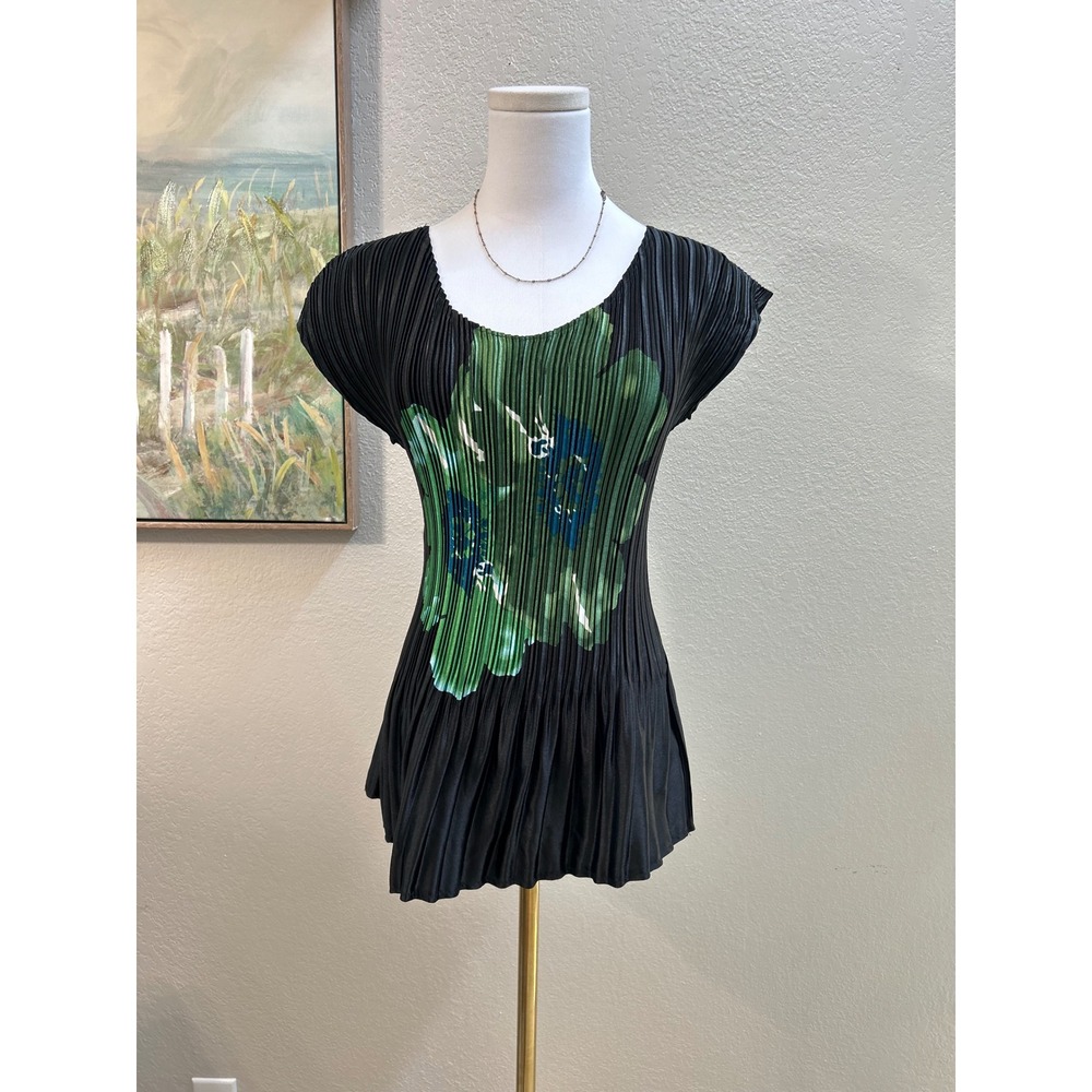 Milano Pleated Floral Stretch Top Black Green Size S